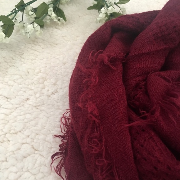 Forever 21 Infinity Scarf - Picture 2 of 2